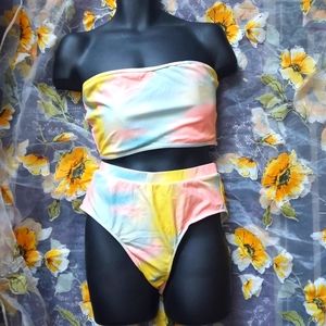 NWOT Bandeau tie dye bikini